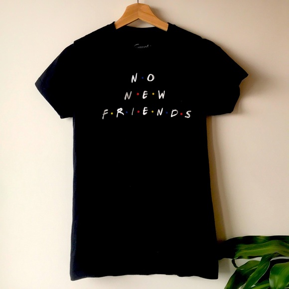 Host Pick 🎉 No New Friends T-Shirt Quarantine Apres Ski - Picture 2 of 5